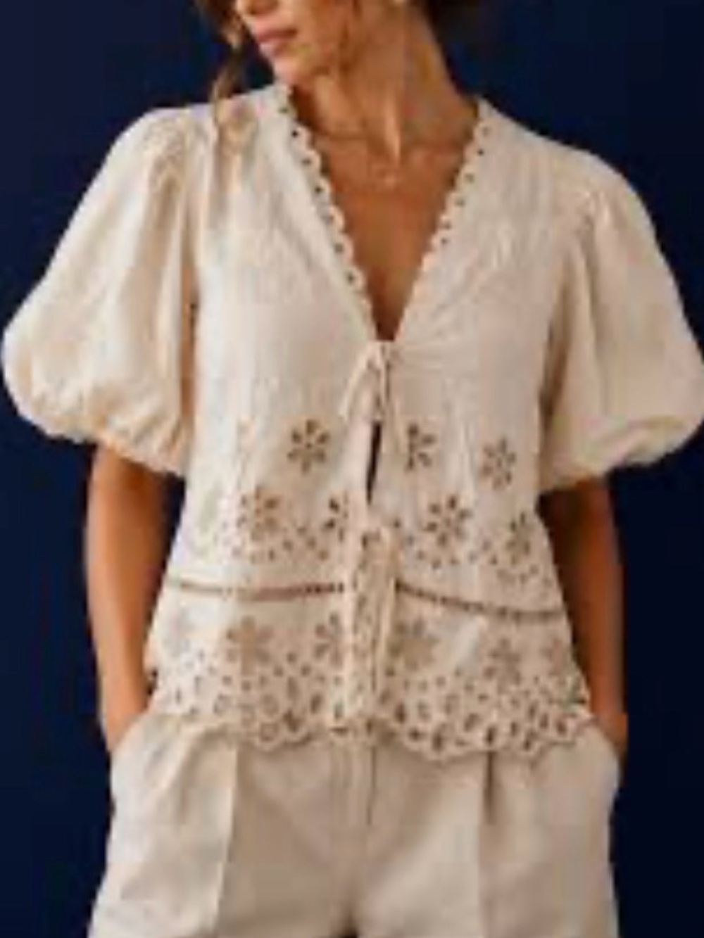 Moon River Cream Eyelet Tie-Front Puff Sleeve Blouse. Size M
